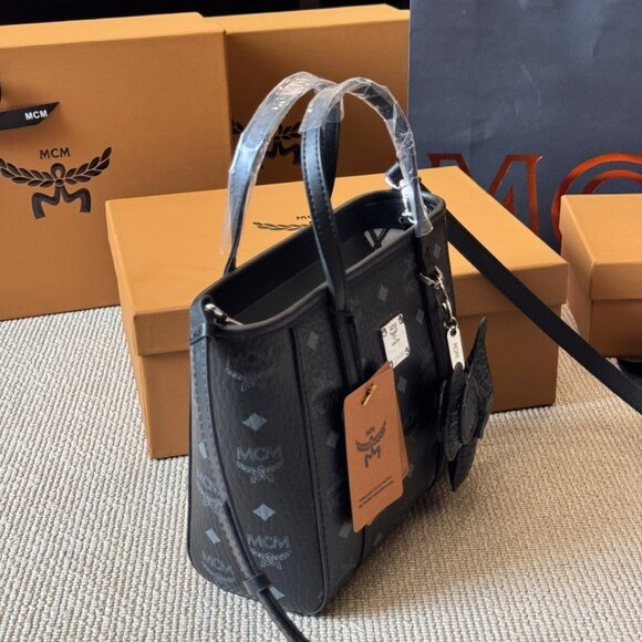 MCM New Shopping Bag Handbag/Shoulder Bag - Picture 3 of 9